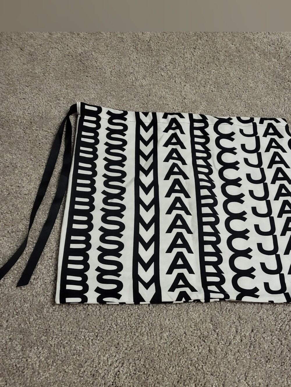 Marc Jacobs Black & White Monogram Logo Print Dust Bag With Drawstrings